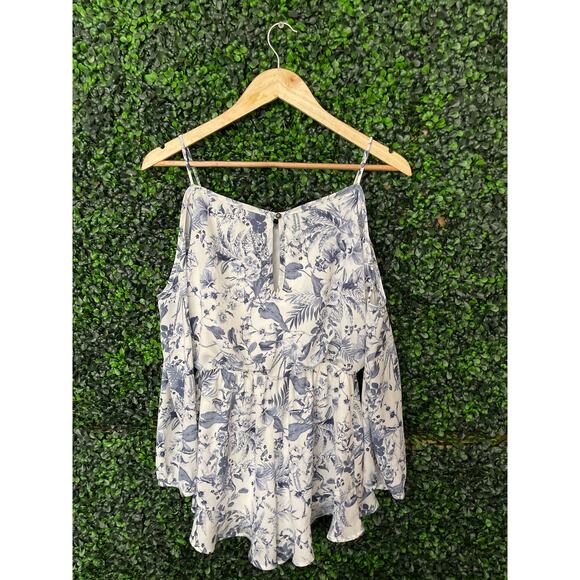 Altar’d State women’s Floral Romper Size S - Picture 5 of 8